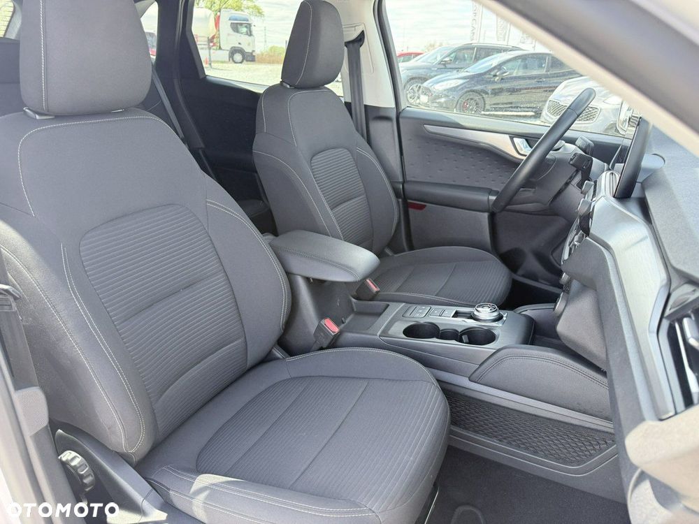 Ford Kuga 2.5 Duratec FHEV TITANIUM - 17
