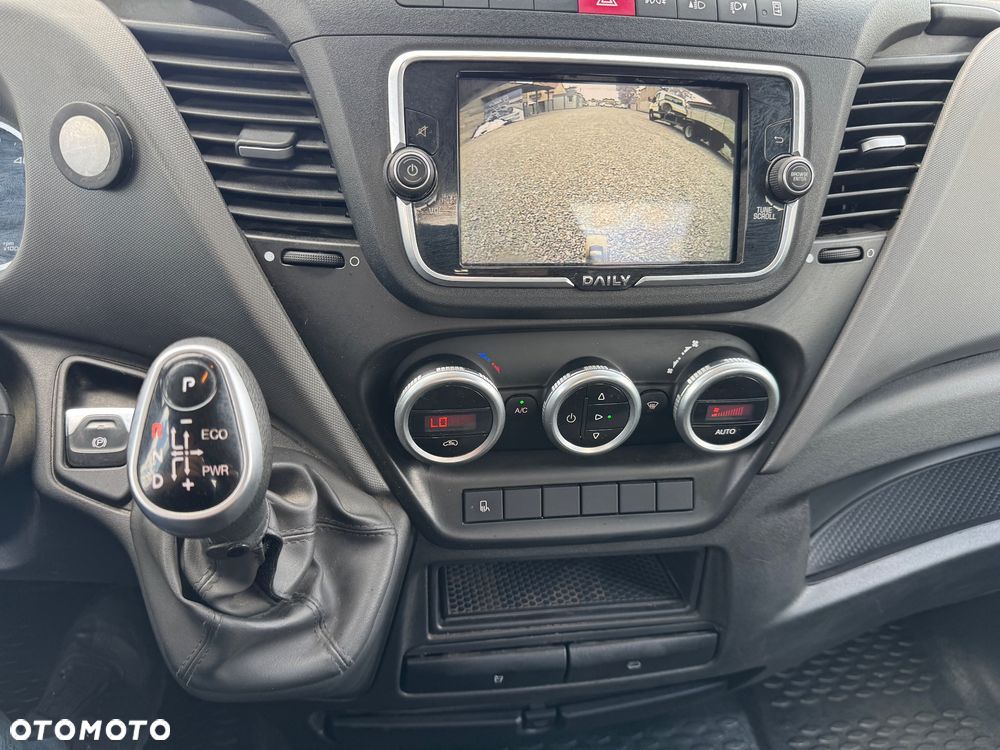 Iveco DAILY - 16