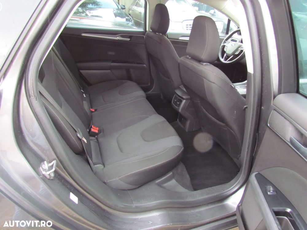 Ford Mondeo 2.0 TDCI PowerShift Titanium - 12