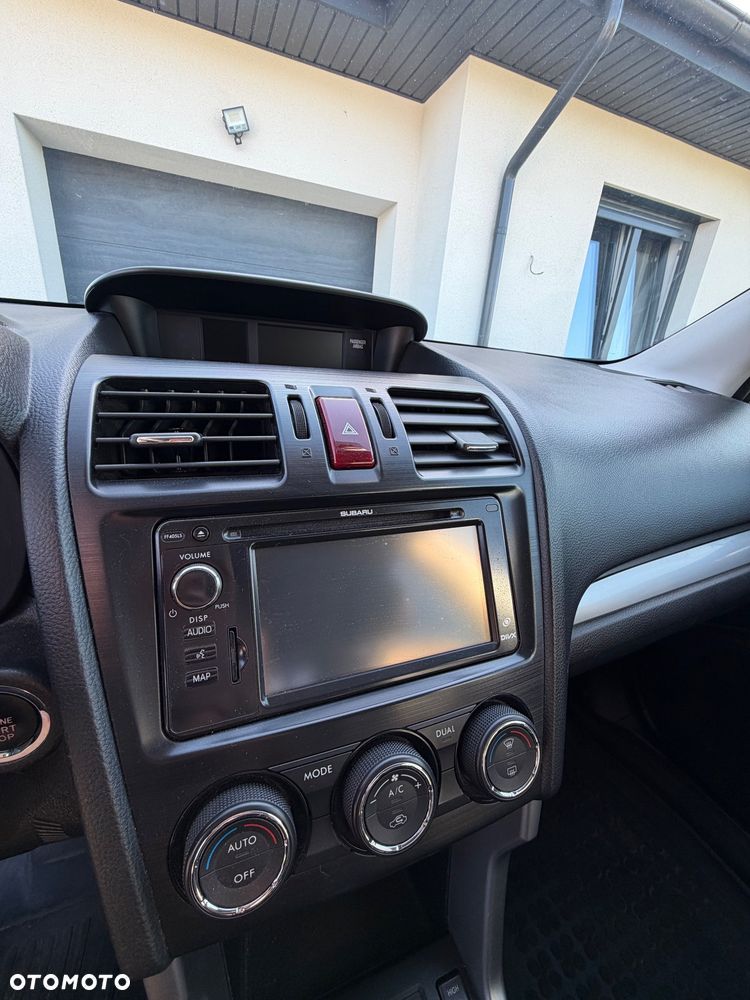 Subaru Forester 2.0D Active - 13