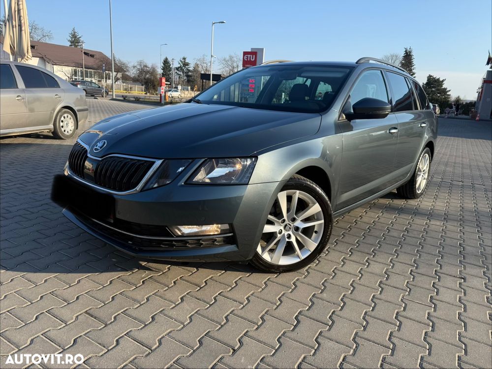 Skoda Octavia 2.0 TDI DSG Premium Edition - 1