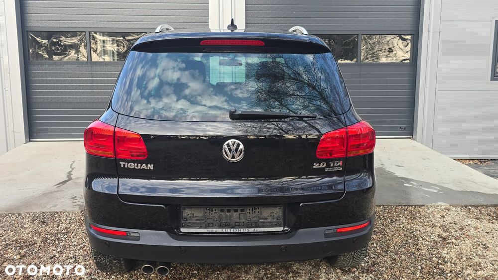 Volkswagen Tiguan 2.0 TDI DPF 4Motion BlueMotion Technology Lounge Sport & Style - 18