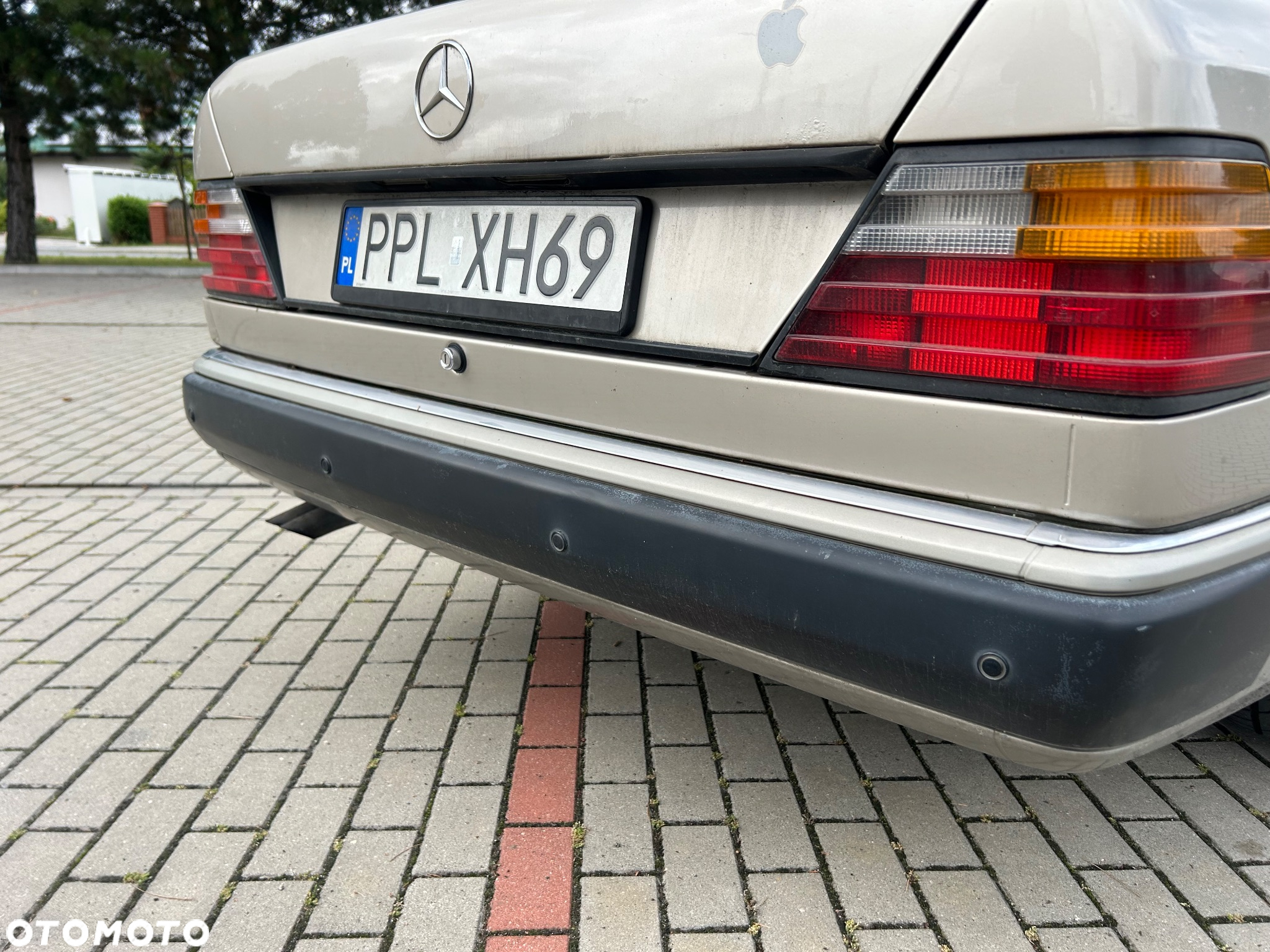 Mercedes-Benz W124 (1984-1993) - 23