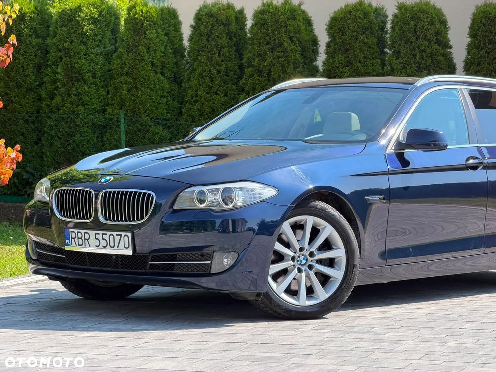BMW Seria 5 530d xDrive - 7