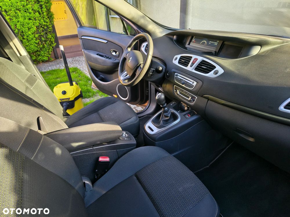 Renault Scenic - 7