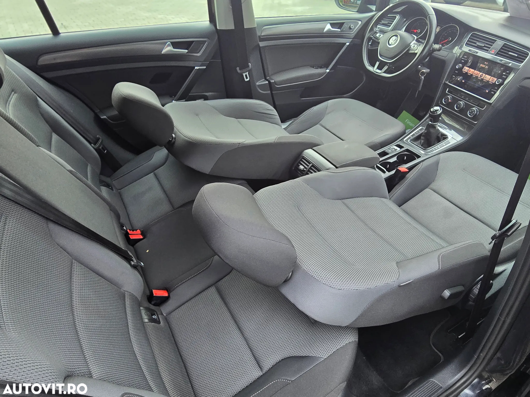 Volkswagen Golf 1.6 TDI (BlueMotion Technology) Comfortline - 10