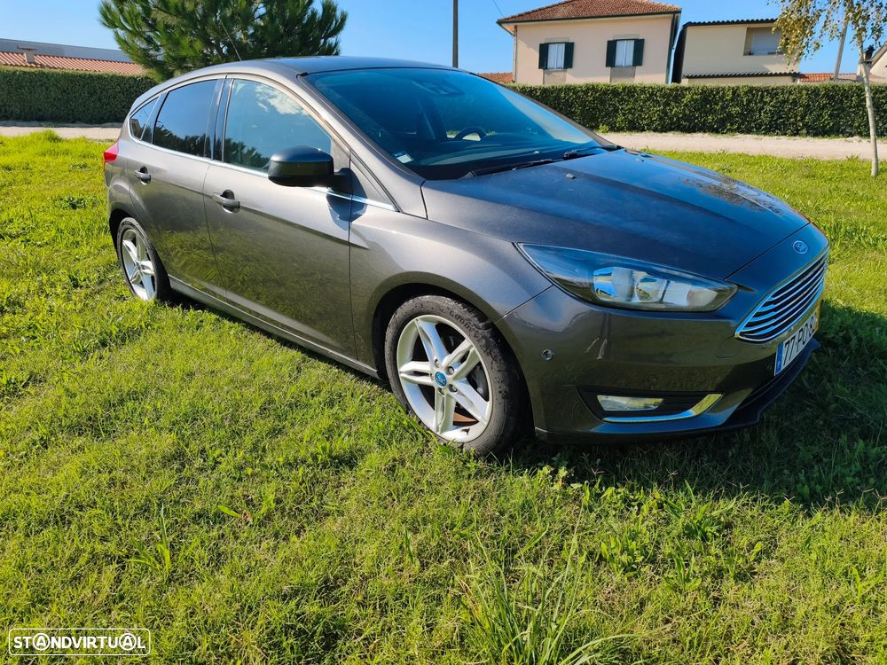 Ford Focus - 2