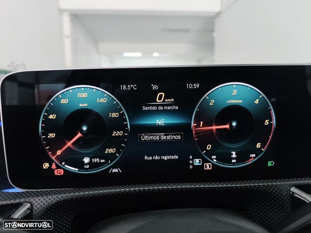 Mercedes-Benz A 180 d AMG Line Aut. - 42