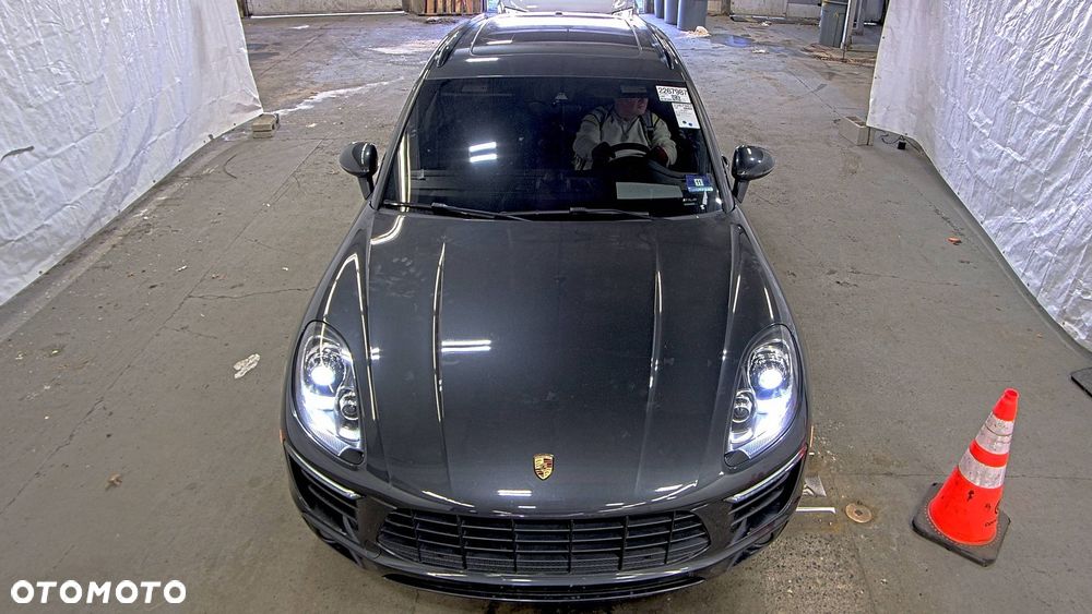 Porsche Macan - 2