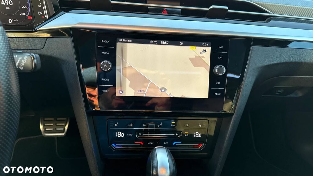 Volkswagen Arteon 2.0 TDI SCR R-Line DSG - 31