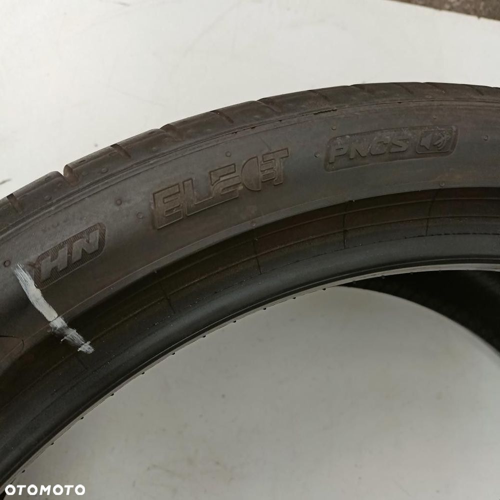 Opona 275/35/21 Pirelli P Zero (F8386) - 4