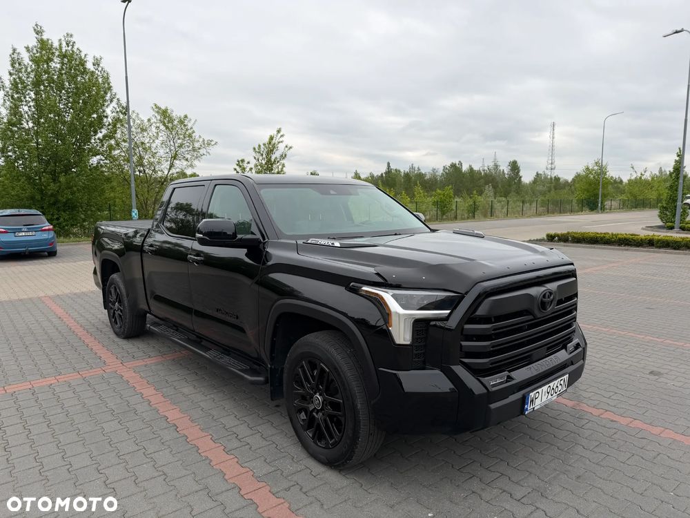 Toyota Tundra - 1