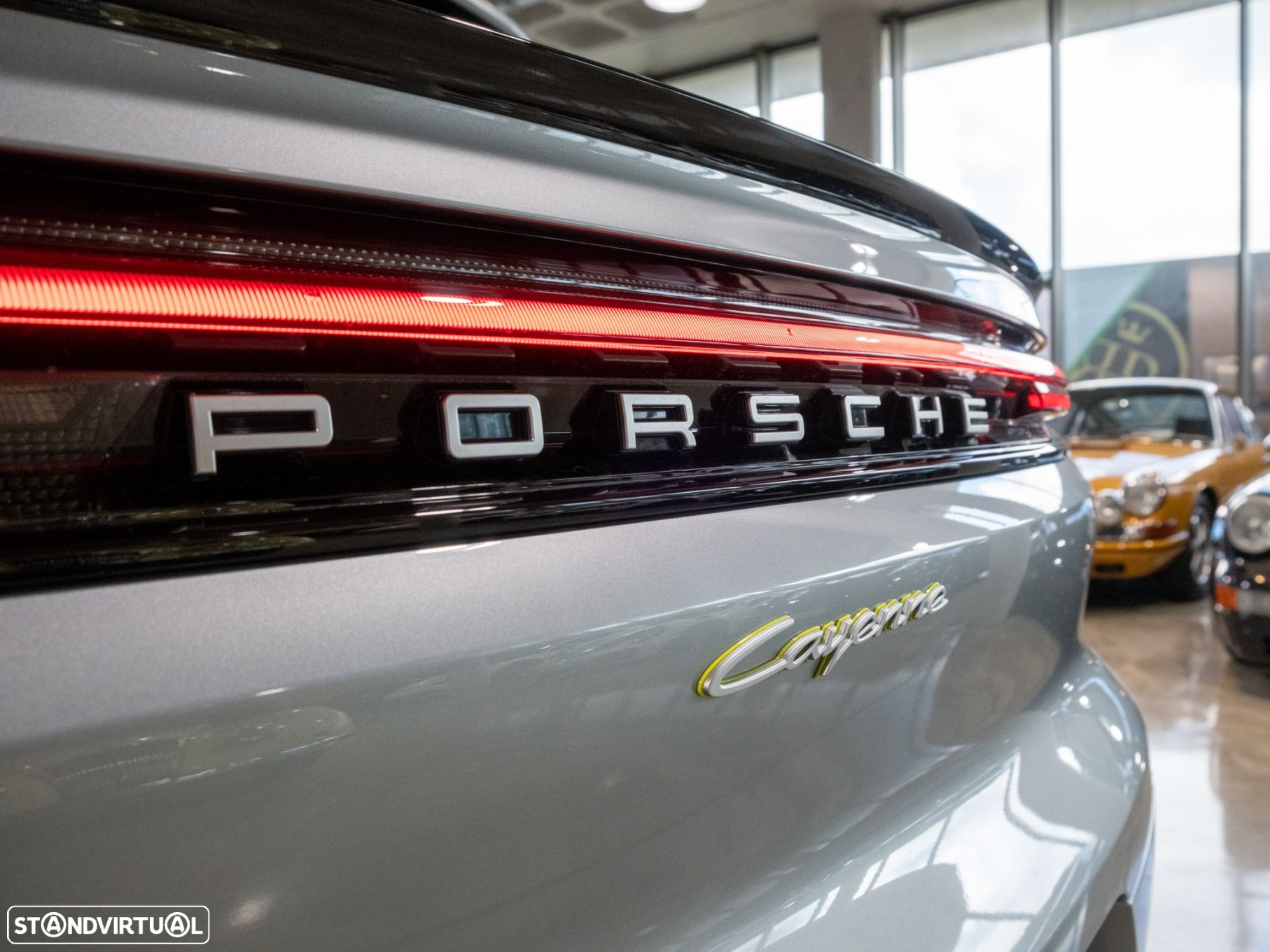 Porsche Cayenne Coupé E-Hybrid - 12