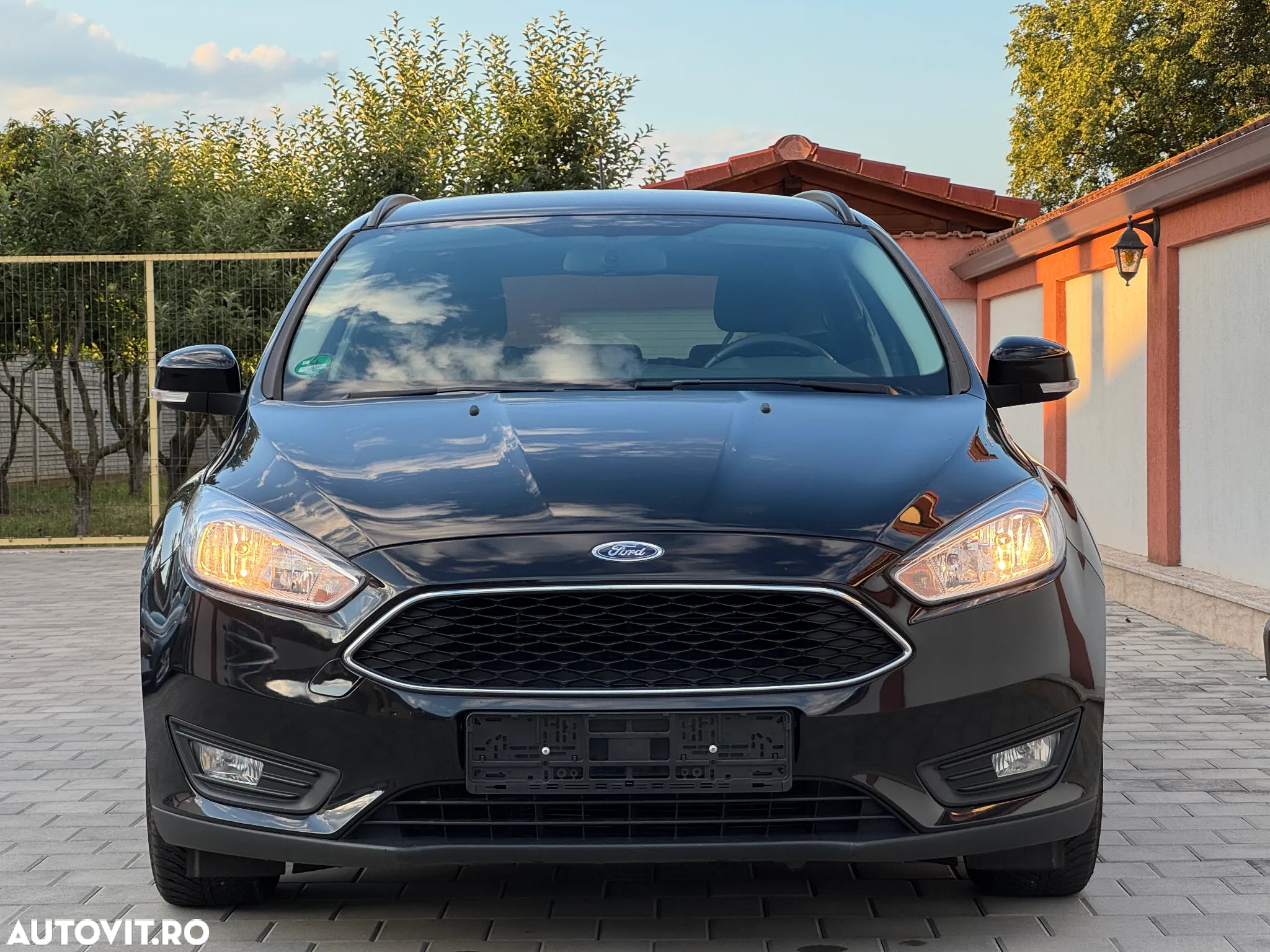 Ford Focus 1.0 EcoBoost 6MT MHEV Active - 32