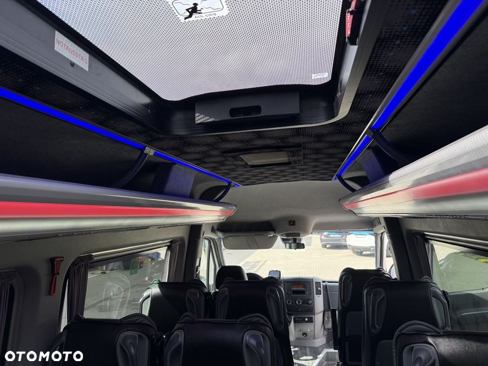 Mercedes-Benz Sprinter 519 3.0 V6 24 miejsca turystyczny - 30