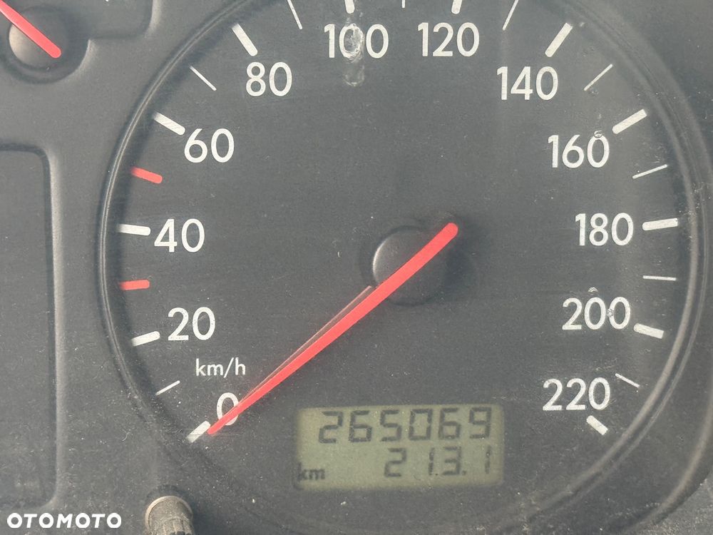Volkswagen T4 Transporter 2.5TDi Long 88KM doka brygadówka 6 os. - 11