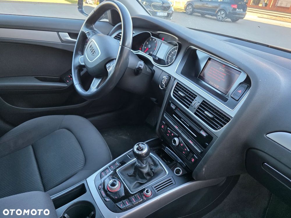 Audi A4 Avant 1.8 TFSI Attraction - 24