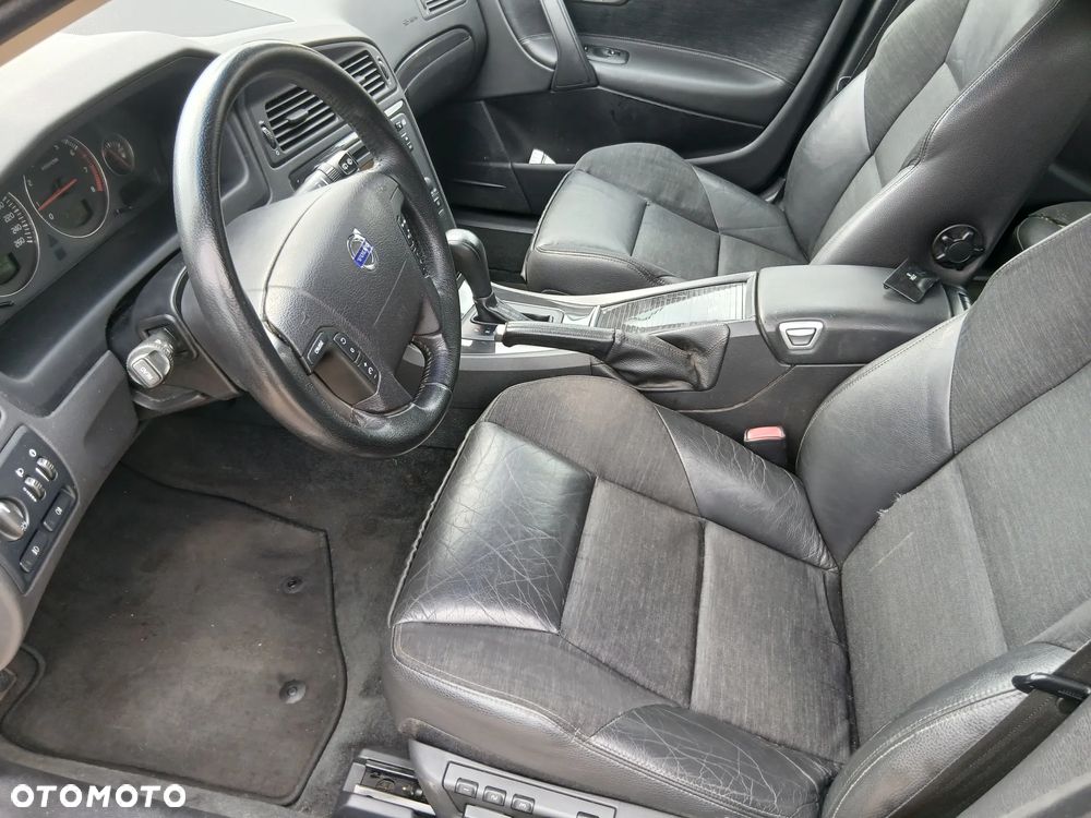 Volvo V70 2.4 Edition Comfort - 9