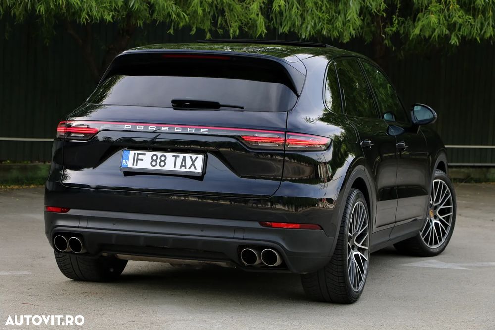 Porsche Cayenne S - 13