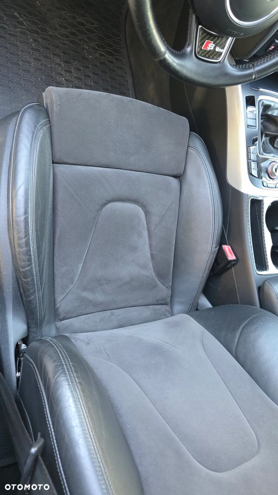 Audi A4 Avant 2.0 TDI - 15