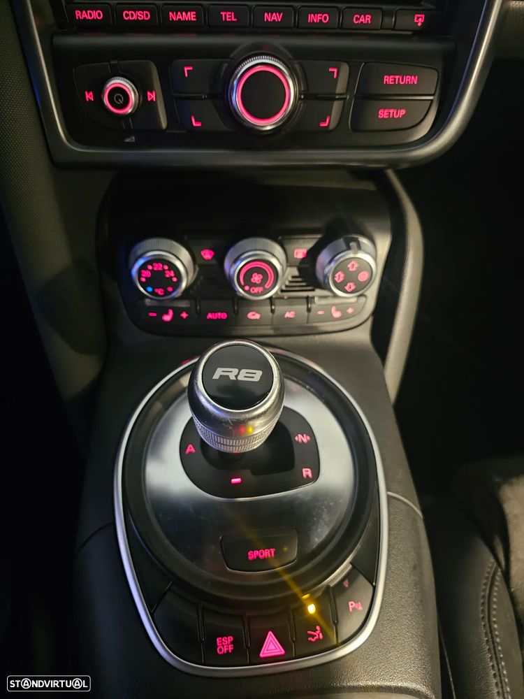 Audi R8 Coupé 4.2 FSI V8 quattro R-tronic - 25