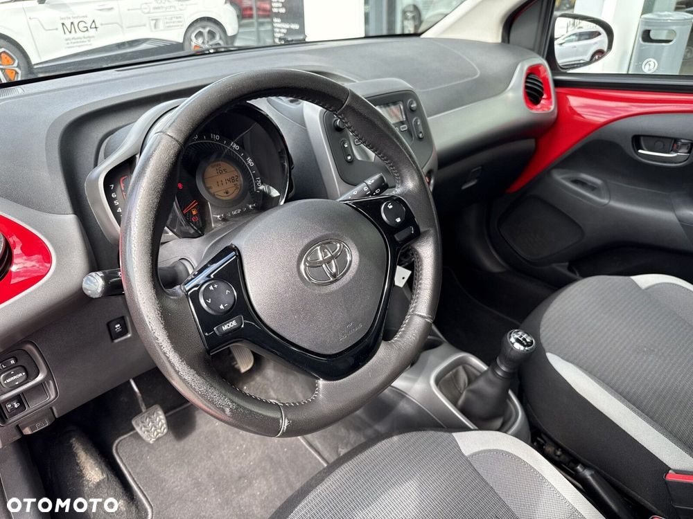 Toyota Aygo - 10