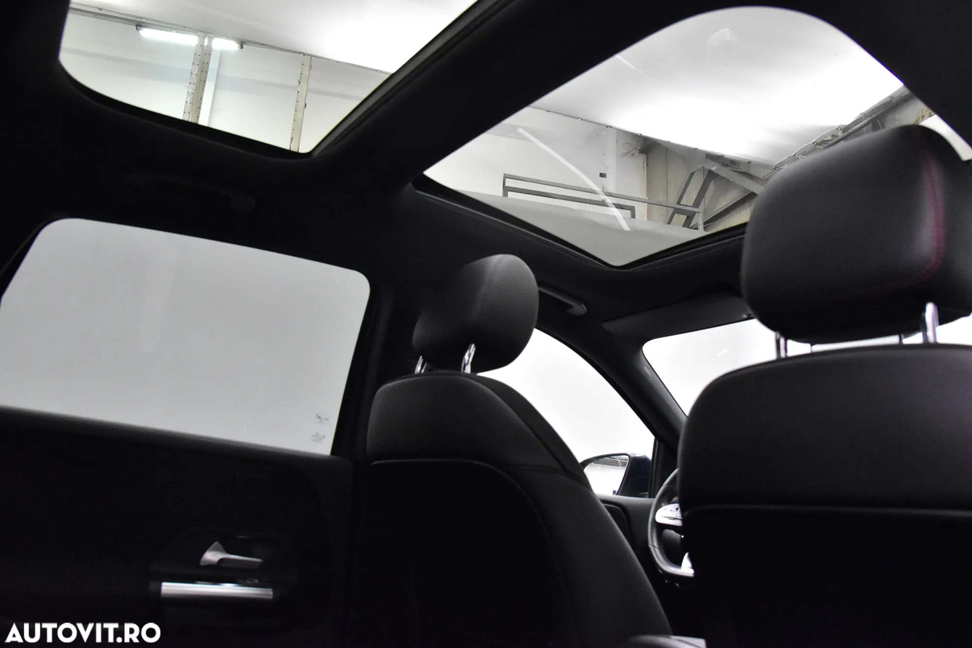 Mercedes-Benz B 220 4Matic 7G-DCT AMG Line - 24