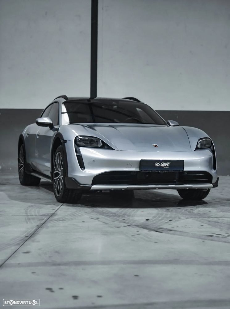 Porsche Taycan Cross Turismo 4 - 1