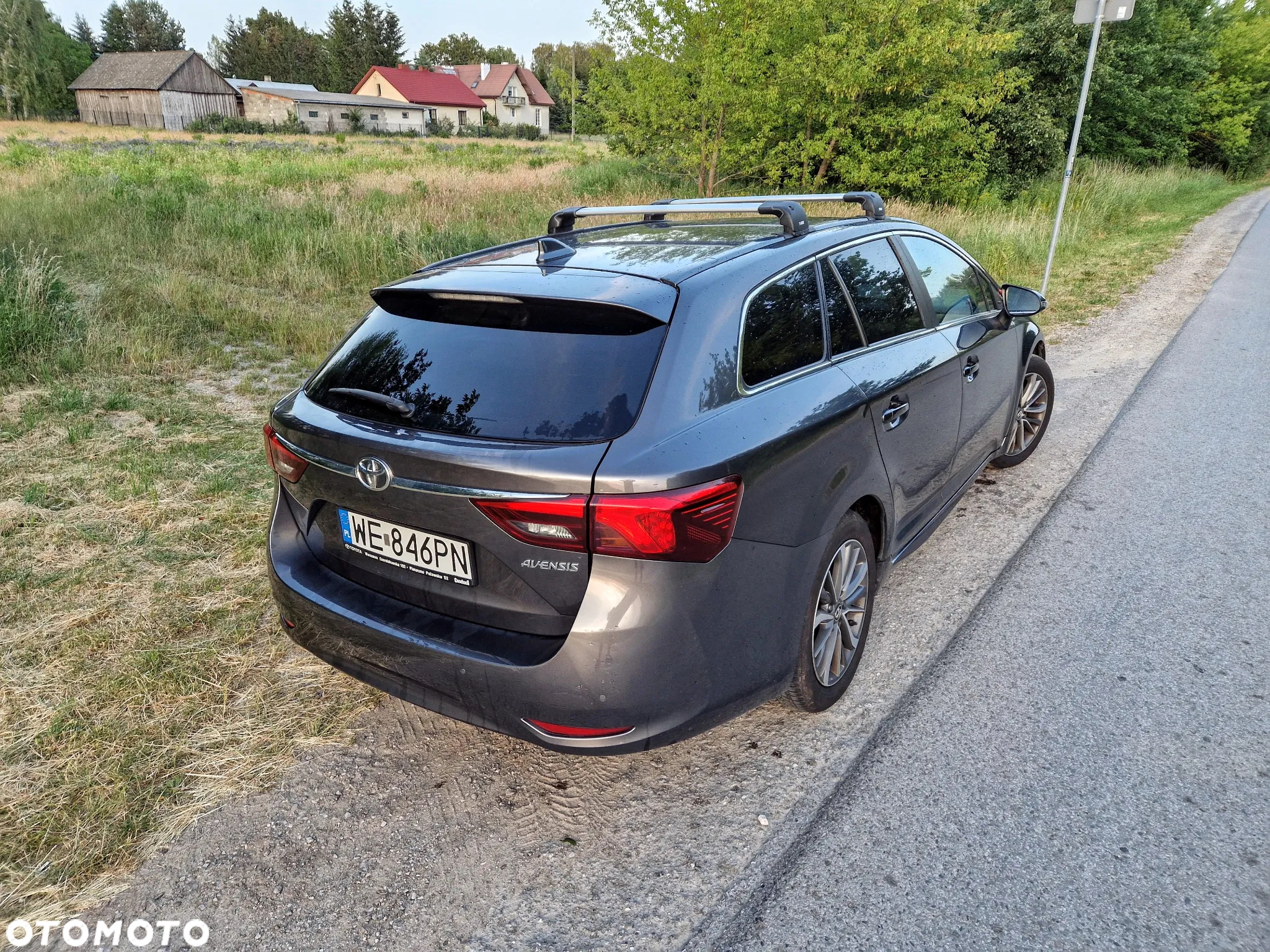 Toyota Avensis - 5