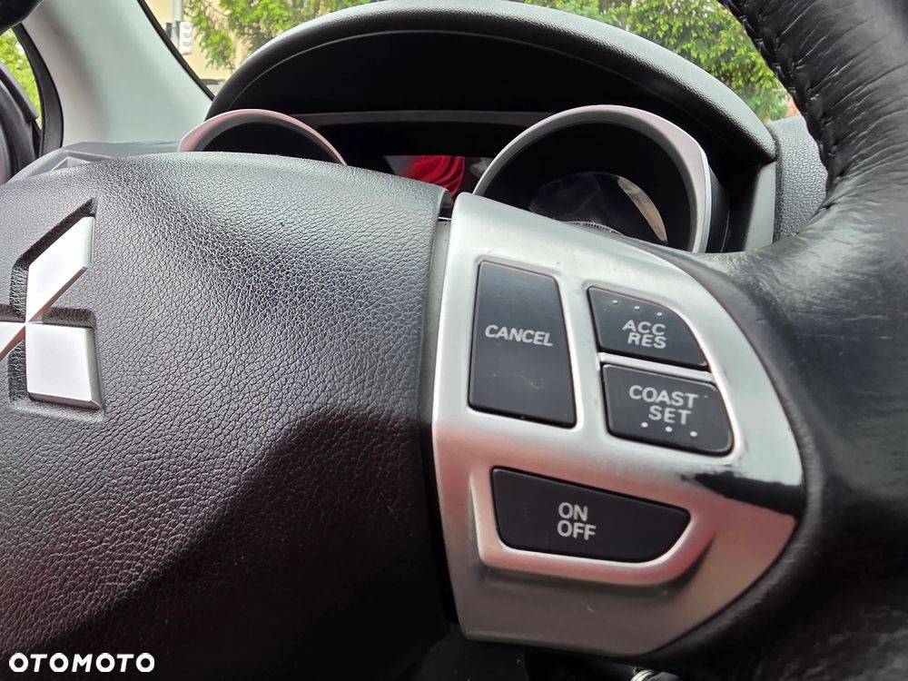 Mitsubishi ASX 1.8 DI-D 2WD Instyle - 18