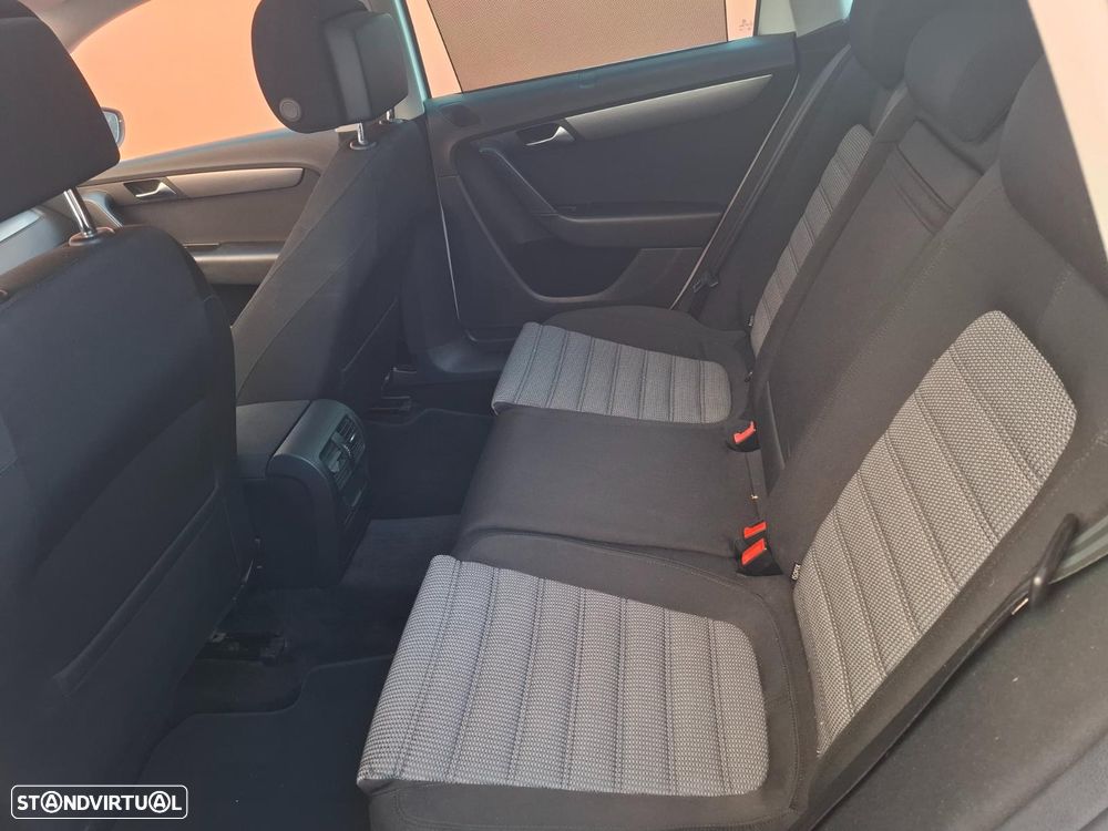 VW Passat Variant 1.6 TDI BlueMotion Business Edition - 3