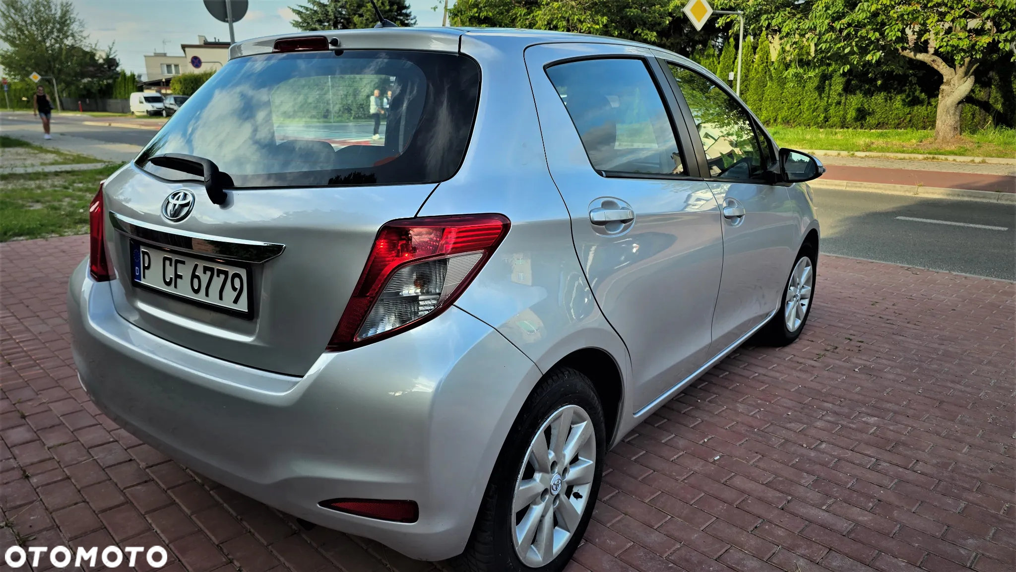 Toyota Yaris 1.0 VVT-i Luna - 11