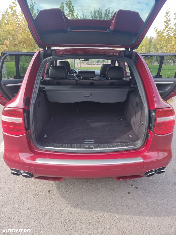 Porsche Cayenne - 9