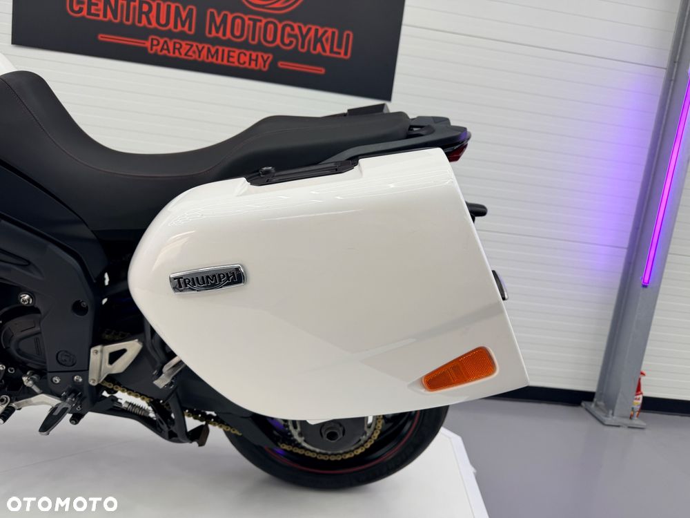 Triumph Tiger - 26