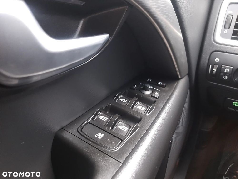 Volvo V70 DRIVe Momentum - 22