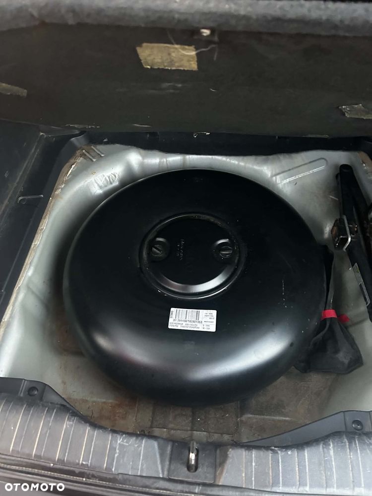 Honda CR-V 2.0 Executive NAVI - 32