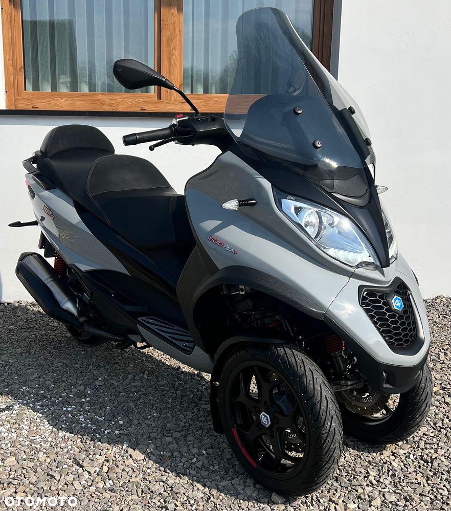 Piaggio MP-3 - 6