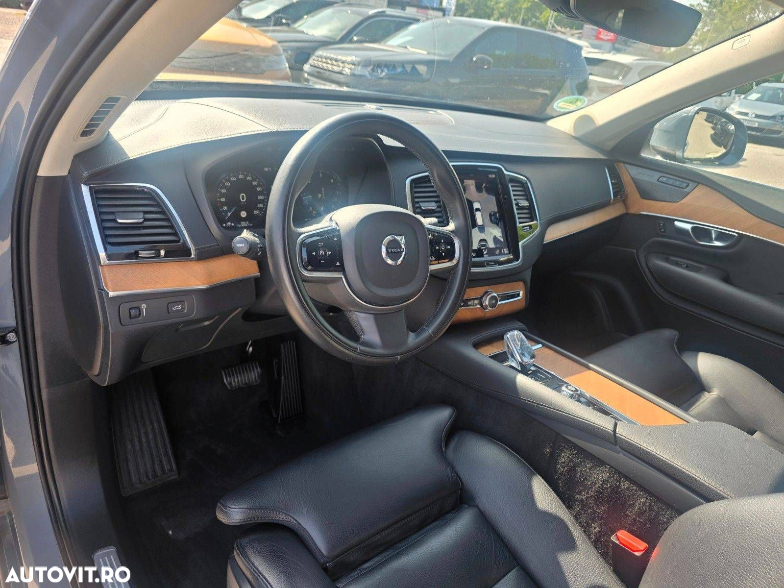 Volvo XC 90 - 6