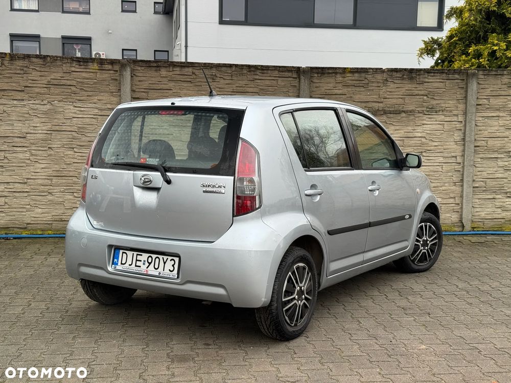 Daihatsu Sirion 1.3 - 8