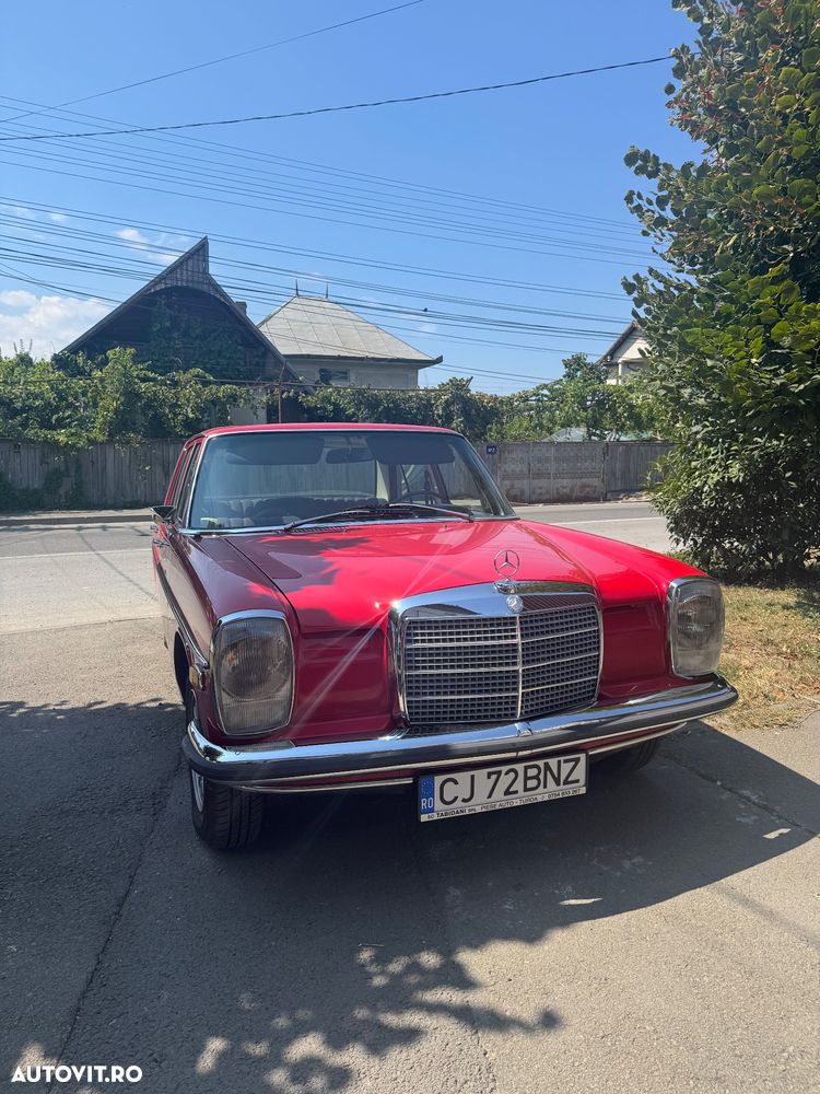 Mercedes-Benz W114 - 3