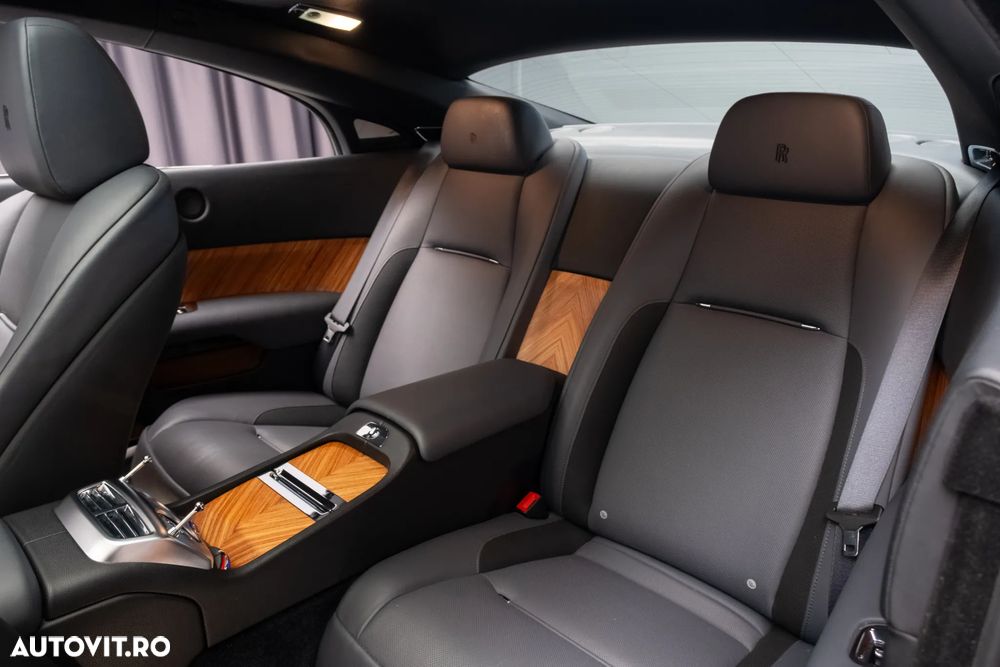 Rolls-Royce Wraith - 34