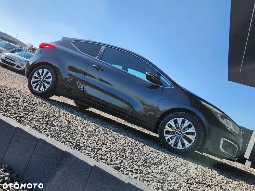 Kia Ceed 1.6 CRDi Spirit - 36