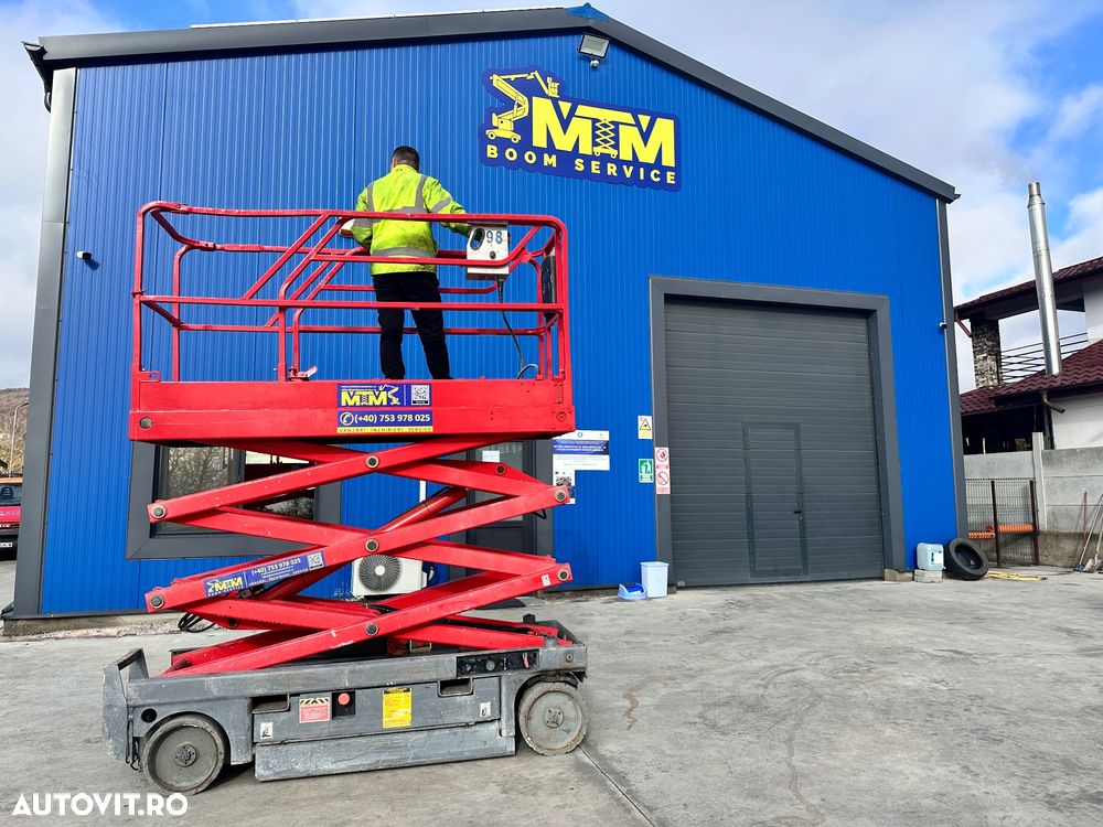 Haulotte Compact 8, din 2013 -5900 euro 8 metri  electrica vanzare inchiriere Valcea Bucuresti Craiova Pitesti Tg Jiu, Sibiu - 2