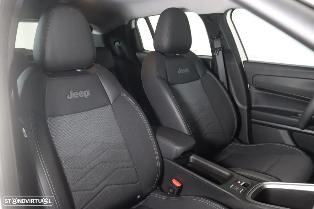 Jeep Avenger 54 kWh Altitude - 21