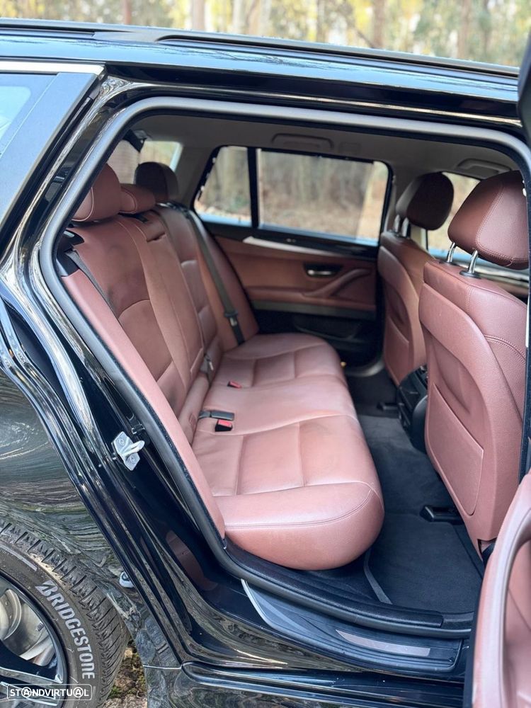 BMW 520 d Aut. Luxury Line - 32