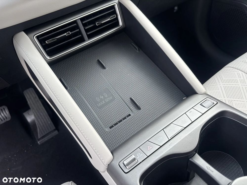 BYD Atto 2 DM-i - 19