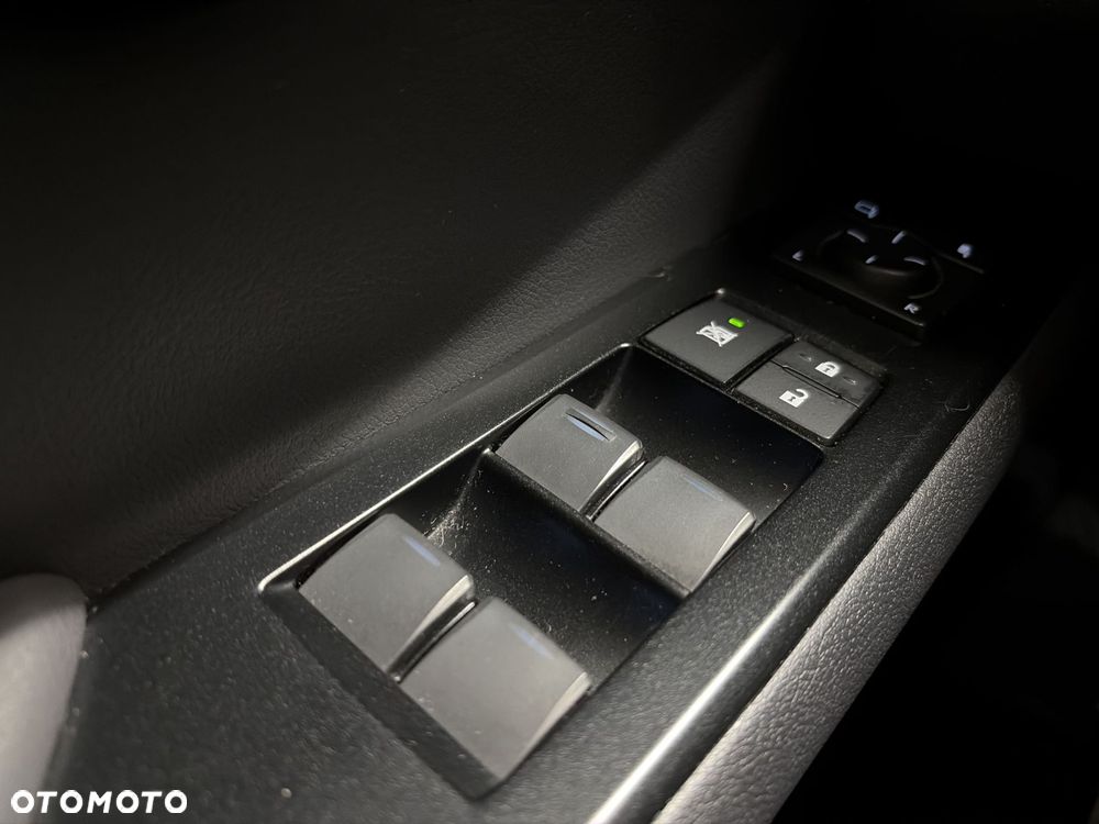 Lexus UX - 21