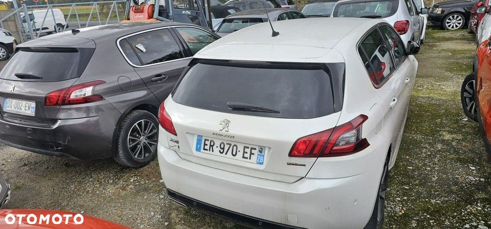 Peugeot 308 - 24