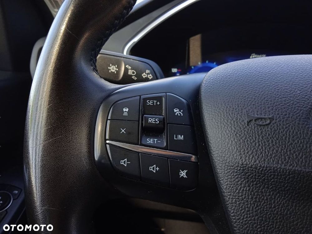 Ford Kuga 1.5 EcoBoost TITANIUM - 15