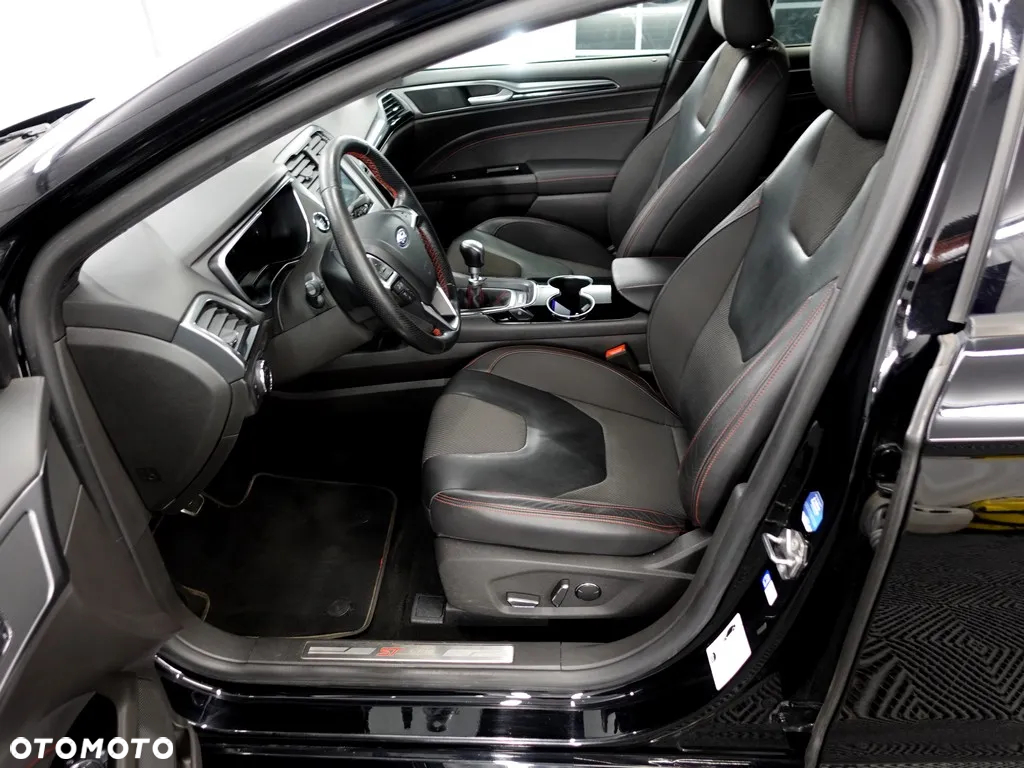 Ford Mondeo 2.0 TDCi ST-Line - 8